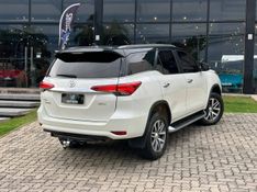 Toyota Hilux SW4 SRX 4×4 2.8 TDI 16V Dies Aut. 2017/2018 CONCEPT MOTORS PASSO FUNDO / Carros no Vale