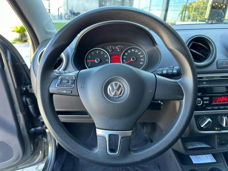 Volkswagen Gol (novo) 1.0 Mi Total Flex 8V 4p 2013/2013 CONCEPT MOTORS PASSO FUNDO / Carros no Vale