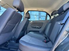 Volkswagen Gol (novo) 1.0 Mi Total Flex 8V 4p 2013/2013 CONCEPT MOTORS PASSO FUNDO / Carros no Vale