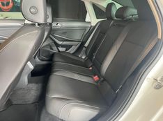 Volkswagen Jetta Comfort 250 TSI 1.4 Flex 16v Aut. 2019/2019 CONCEPT MOTORS PASSO FUNDO / Carros no Vale