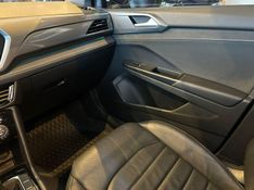 Volkswagen Taos Highline 1.4 250 TSI Flex Aut. 2022/2023 CONCEPT MOTORS PASSO FUNDO / Carros no Vale