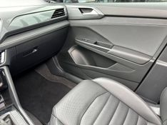 Volkswagen Taos Highline 1.4 250 TSI Flex Aut. 2024/2024 CONCEPT MOTORS PASSO FUNDO / Carros no Vale