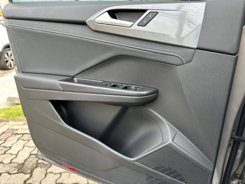 Volkswagen Taos Highline 1.4 250 TSI Flex Aut. 2024/2024 CONCEPT MOTORS PASSO FUNDO / Carros no Vale