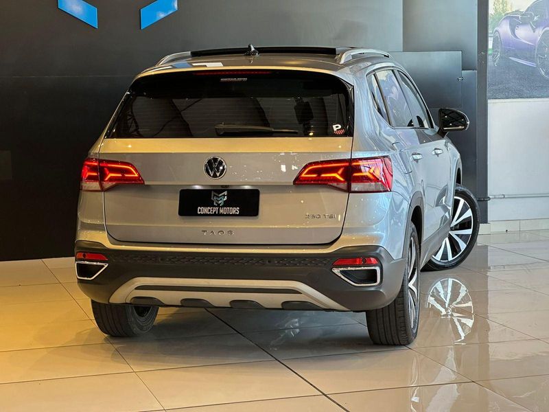 Volkswagen Taos Highline 1.4 250 TSI Flex Aut. 2022/2023 CONCEPT MOTORS PASSO FUNDO / Carros no Vale