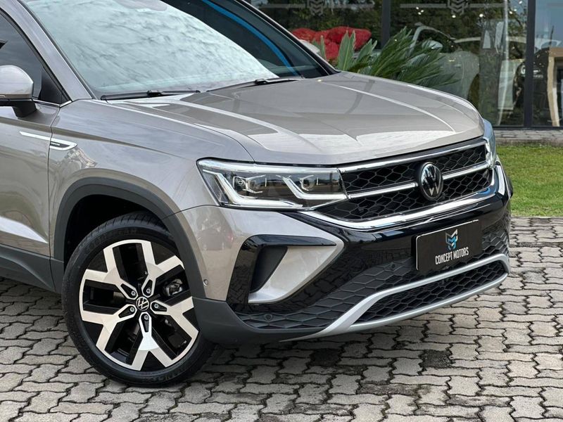Volkswagen Taos Highline 1.4 250 TSI Flex Aut. 2024/2024 CONCEPT MOTORS PASSO FUNDO / Carros no Vale