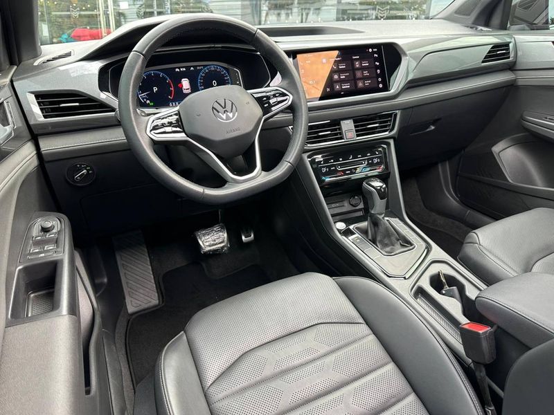 Volkswagen Taos Highline 1.4 250 TSI Flex Aut. 2024/2024 CONCEPT MOTORS PASSO FUNDO / Carros no Vale