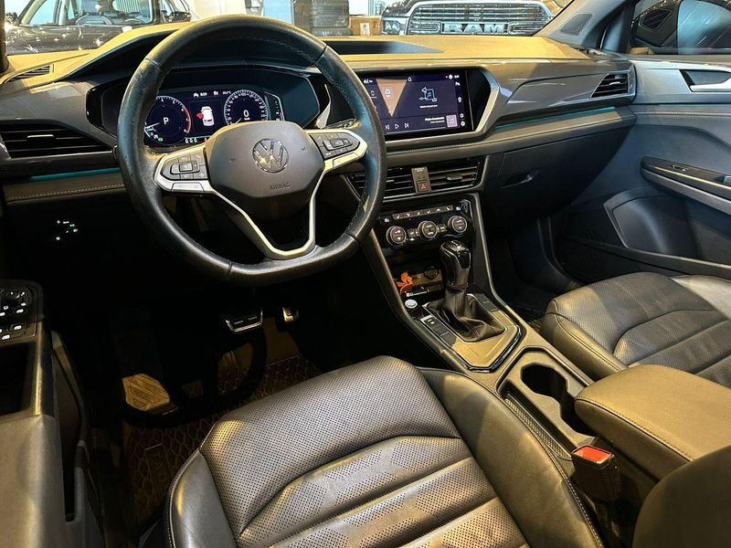 Volkswagen Taos Highline 1.4 250 TSI Flex Aut. 2022/2023 CONCEPT MOTORS PASSO FUNDO / Carros no Vale