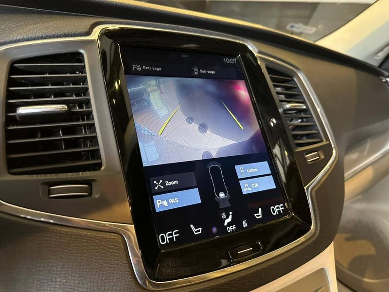 Volvo XC 90 T-6 MOMENTUM 2.0 320cv 5P 2017/2018 CONCEPT MOTORS PASSO FUNDO / Carros no Vale