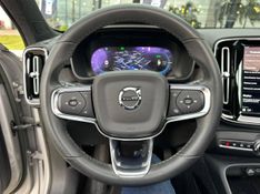 Volvo XC40 Recharge Plus (ElÃ©trico) 2022/2023 CONCEPT MOTORS PASSO FUNDO / Carros no Vale