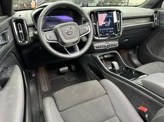 Volvo XC40 Recharge Plus (ElÃ©trico) 2023/2024 CONCEPT MOTORS PASSO FUNDO / Carros no Vale