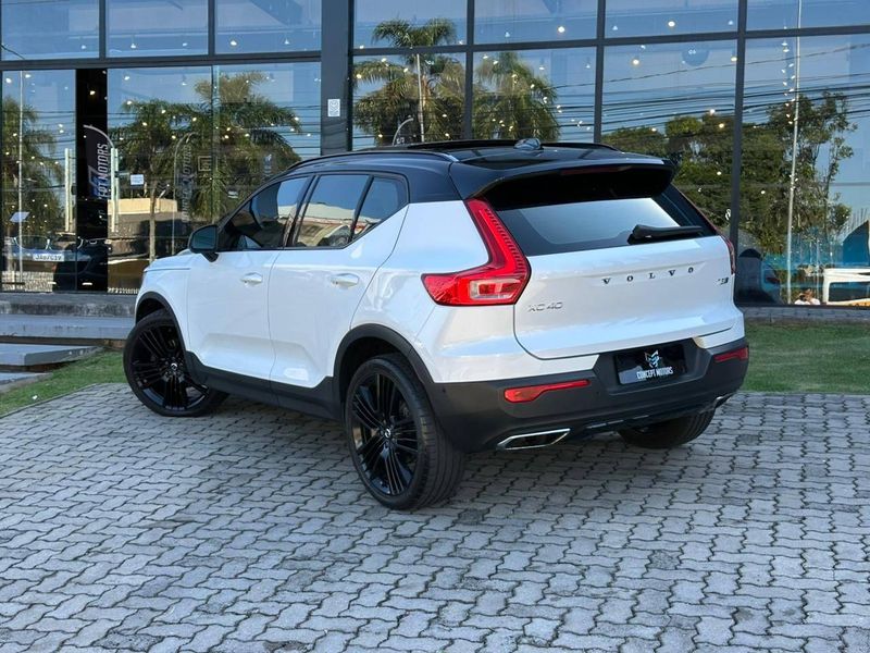 Volvo XC40 T-5 R-DESIGN 2.0 252cv AWD 2019/2020 CONCEPT MOTORS PASSO FUNDO / Carros no Vale Volvo XC40 T-5 R-DESIGN 2.0 252cv AWD 2019/2020 CONCEPT MOTORS PASSO FUNDO / Carros no Vale