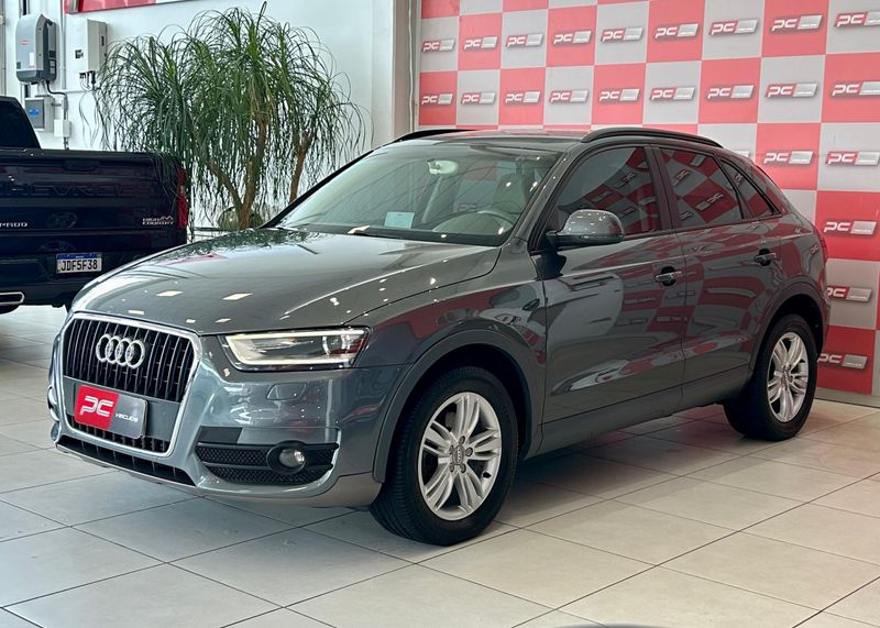 Audi Q3 2.0 TFSI Quat 170/180cv S-tronic 2013/2014 PC VEÍCULOS SANTA CRUZ DO SUL / Carros no Vale