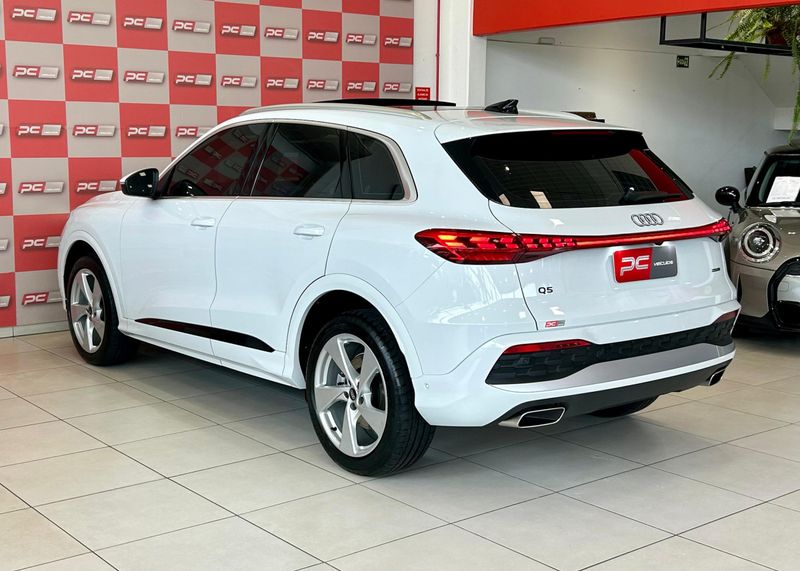 Audi Q5 Advanced 2.0 TFSI Quattro S-tronic 2025/2025 PC VEÍCULOS SANTA CRUZ DO SUL / Carros no Vale