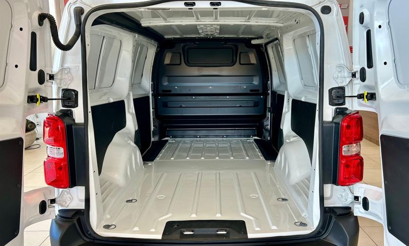 Fiat Scudo Cargo 1.5 16V Turbo 2023/2024 PC VEÍCULOS SANTA CRUZ DO SUL / Carros no Vale