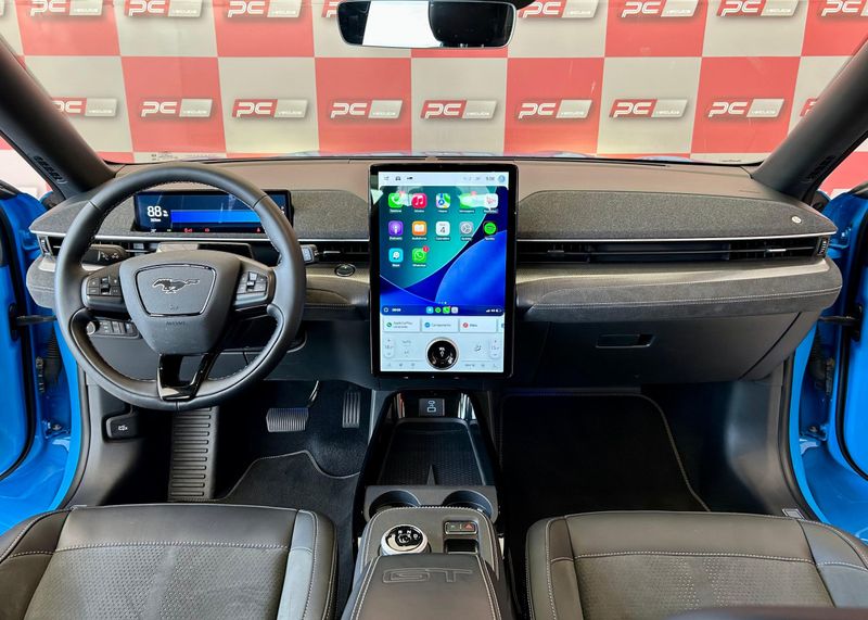 Ford Mustang Mach-E GT Performance (Elétrico) 2023/2023 PC VEÍCULOS SANTA CRUZ DO SUL / Carros no Vale