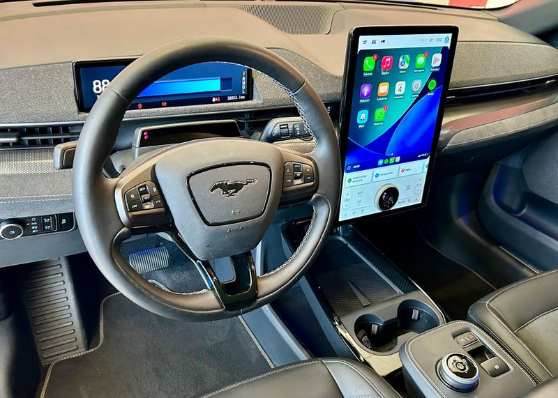 Ford Mustang Mach-E GT Performance (Elétrico) 2023/2023 PC VEÍCULOS SANTA CRUZ DO SUL / Carros no Vale