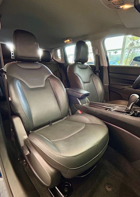 Jeep COMPASS LONG T270 1.3 TB 4×2 2022/2022 PC VEÍCULOS SANTA CRUZ DO SUL / Carros no Vale