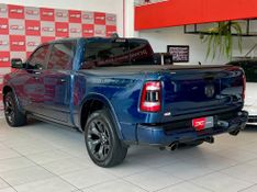 RAM 1500 LIMITED NIGHT EDITION 5.7 4×4 2024/2024 PC VEÍCULOS SANTA CRUZ DO SUL / Carros no Vale