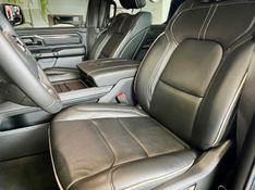 RAM 1500 LIMITED NIGHT EDITION 5.7 4×4 2024/2024 PC VEÍCULOS SANTA CRUZ DO SUL / Carros no Vale