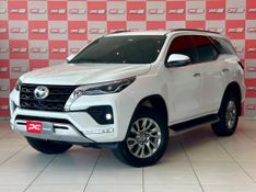 Toyota Hilux SW4 SRX 4×4 2.8 TDI 16V Dies 2023/2024 PC VEÍCULOS SANTA CRUZ DO SUL / Carros no Vale