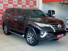 Toyota Hilux SW4 SRX 4×4 2.8 TDI 16V Dies 2017/2018 PC VEÍCULOS SANTA CRUZ DO SUL / Carros no Vale