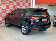 Toyota Hilux SW4 SRX 4×4 2.8 TDI 16V Dies 2017/2017 PC VEÍCULOS SANTA CRUZ DO SUL / Carros no Vale