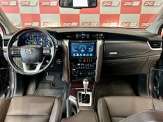 Toyota Hilux SW4 SRX 4×4 2.8 TDI 16V Dies 2018/2019 PC VEÍCULOS SANTA CRUZ DO SUL / Carros no Vale