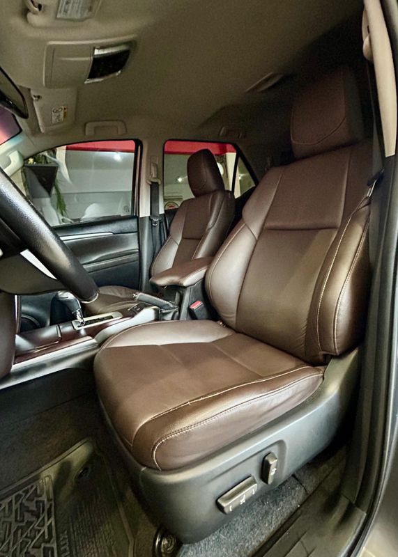 Toyota Hilux SW4 SRX 4×4 2.8 TDI 16V Dies 2018/2019 PC VEÍCULOS SANTA CRUZ DO SUL / Carros no Vale