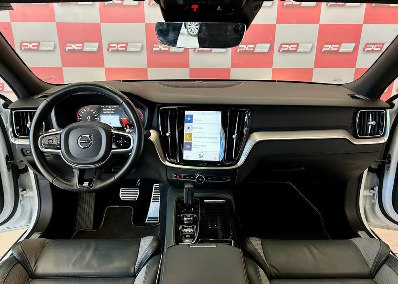 Volvo S60 T-8 R-DESIGN 2.0 407cv (Híbrido) 2020/2020 PC VEÍCULOS SANTA CRUZ DO SUL / Carros no Vale