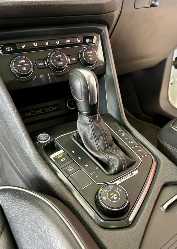 VOLKSWAGEN TIGUAN Allspac R-Line 350 TSI 2.0 4×4 2019/2020 PC VEÍCULOS SANTA CRUZ DO SUL / Carros no Vale