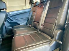 VOLKSWAGEN TIGUAN Allspac R-Line 350 TSI 2.0 4×4 2019/2019 PC VEÍCULOS SANTA CRUZ DO SUL / Carros no Vale