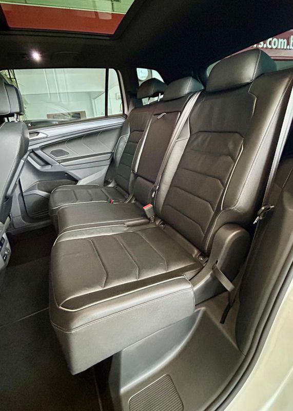VOLKSWAGEN TIGUAN Allspac R-Line 350 TSI 2.0 4×4 2019/2020 PC VEÍCULOS SANTA CRUZ DO SUL / Carros no Vale