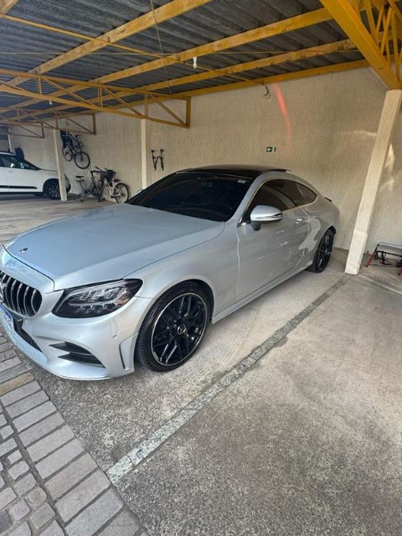 MERCEDES-BENZ C 180 COUPE SPORT 1.6 TB 2019/2020 PREMIUM AUTOMÓVEIS ARROIO DO MEIO / Carros no Vale