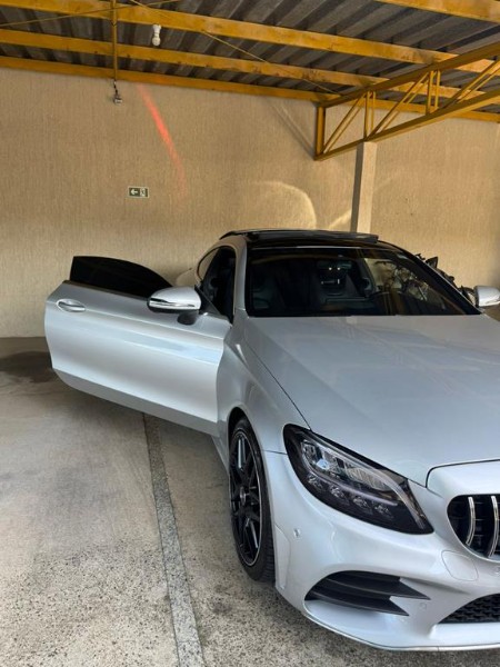 MERCEDES-BENZ C 180 COUPE SPORT 1.6 TB 2019/2020 PREMIUM AUTOMÓVEIS ARROIO DO MEIO / Carros no Vale