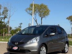 HONDA FIT 1.5 EX 16V FLEX 4P AUTOMÁTICO 2010/2011 NEURI VEÍCULOS LAJEADO / Carros no Vale