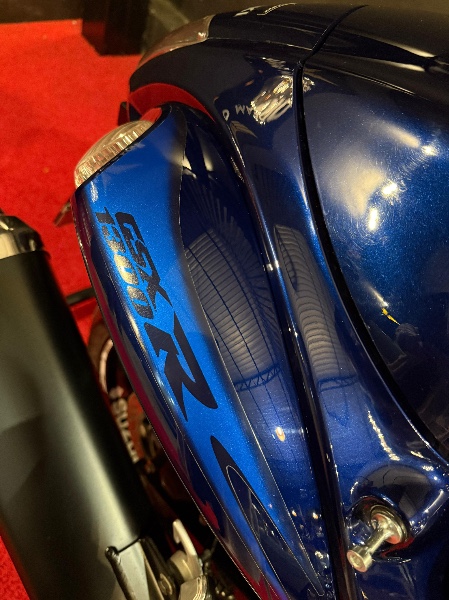 SUZUKI MOTOS GSX 1300 R HAYABUSA /2012 EXCLUSIVO VEÍCULOS SANTA CRUZ DO SUL / Carros no Vale