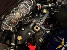 SUZUKI MOTOS GSX 1300 R HAYABUSA /2012 EXCLUSIVO VEÍCULOS SANTA CRUZ DO SUL / Carros no Vale