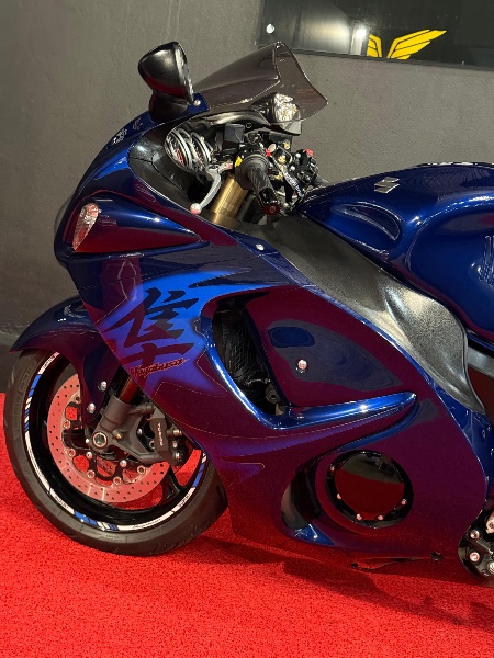 SUZUKI MOTOS GSX 1300 R HAYABUSA /2012 EXCLUSIVO VEÍCULOS SANTA CRUZ DO SUL / Carros no Vale