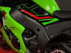 KAWASAKI NINJA ZX-10 R /2024 EXCLUSIVO VEÍCULOS SANTA CRUZ DO SUL / Carros no Vale