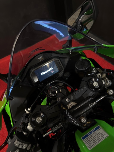KAWASAKI NINJA ZX-10 R /2024 EXCLUSIVO VEÍCULOS SANTA CRUZ DO SUL / Carros no Vale