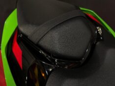 KAWASAKI NINJA ZX-10 R /2024 EXCLUSIVO VEÍCULOS SANTA CRUZ DO SUL / Carros no Vale