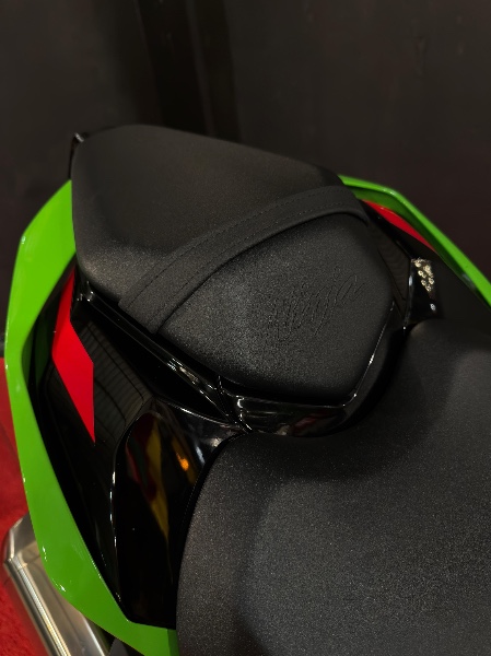 KAWASAKI NINJA ZX-10 R /2024 EXCLUSIVO VEÍCULOS SANTA CRUZ DO SUL / Carros no Vale