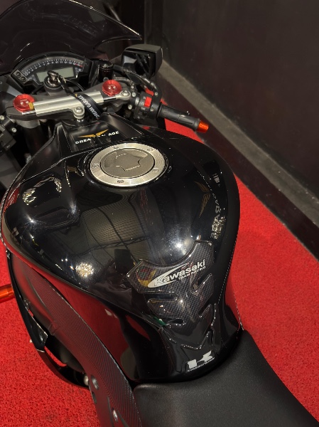 KAWASAKI NINJA ZX-10 R /2011 EXCLUSIVO VEÍCULOS SANTA CRUZ DO SUL / Carros no Vale KAWASAKI NINJA ZX-10 R /2011 EXCLUSIVO VEÍCULOS SANTA CRUZ DO SUL / Carros no Vale