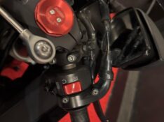 KAWASAKI NINJA ZX-10 R /2011 EXCLUSIVO VEÍCULOS SANTA CRUZ DO SUL / Carros no Vale