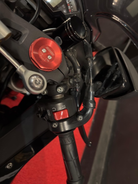 KAWASAKI NINJA ZX-10 R /2011 EXCLUSIVO VEÍCULOS SANTA CRUZ DO SUL / Carros no Vale KAWASAKI NINJA ZX-10 R /2011 EXCLUSIVO VEÍCULOS SANTA CRUZ DO SUL / Carros no Vale