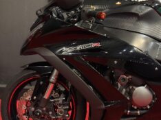 KAWASAKI NINJA ZX-10 R /2011 EXCLUSIVO VEÍCULOS SANTA CRUZ DO SUL / Carros no Vale