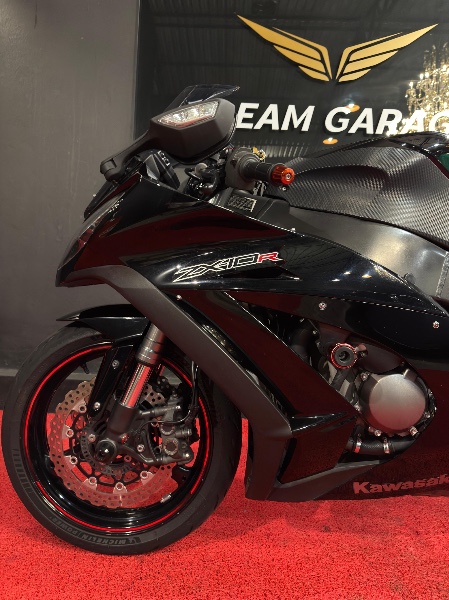 KAWASAKI NINJA ZX-10 R /2011 EXCLUSIVO VEÍCULOS SANTA CRUZ DO SUL / Carros no Vale KAWASAKI NINJA ZX-10 R /2011 EXCLUSIVO VEÍCULOS SANTA CRUZ DO SUL / Carros no Vale