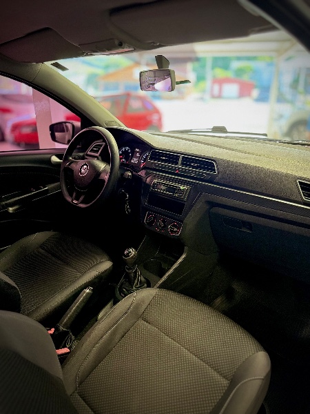 VOLKSWAGEN SAVEIRO 1.6 MI TRENDLINE CS 8V 2016/2017 MALAGGI VEÍCULOS ENCANTADO / Carros no Vale