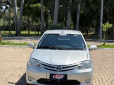 TOYOTA ETIOS 1.3 XS 2013 2013/2013 NEURI VEÍCULOS LAJEADO / Carros no Vale