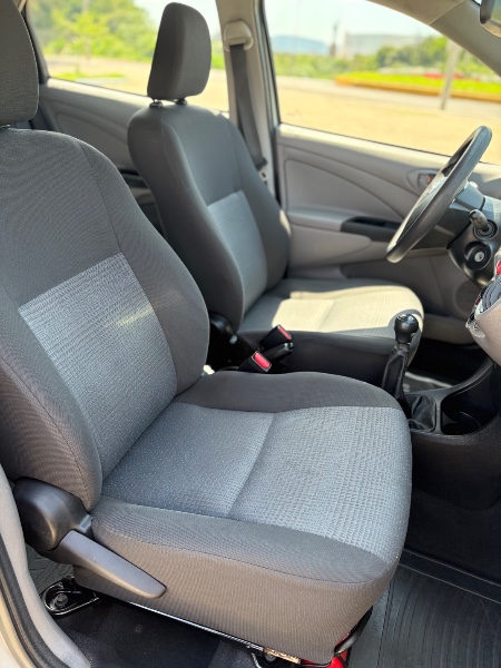 TOYOTA ETIOS 1.3 XS 2013 2013/2013 NEURI VEÍCULOS LAJEADO / Carros no Vale